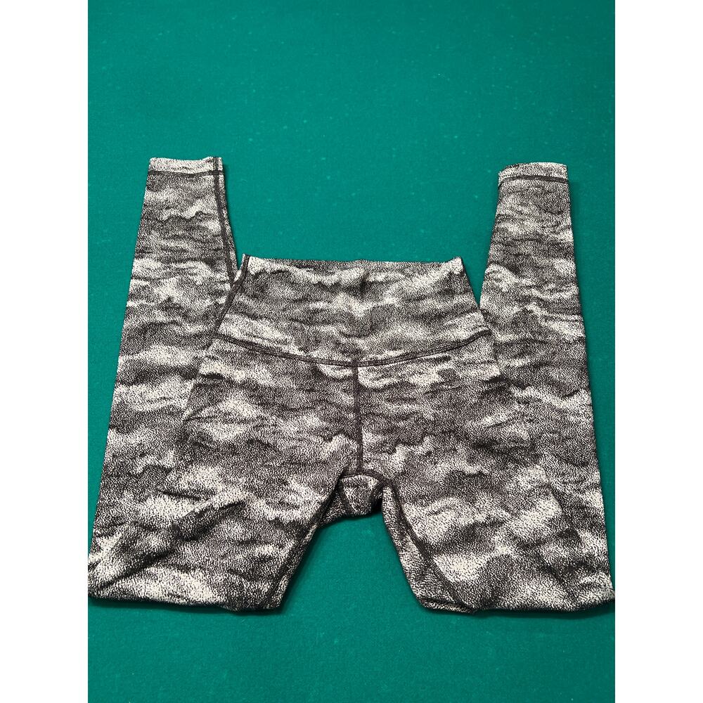 Vintage Lululemon Wunder Under Hi-Rise Tight Black White Size 4